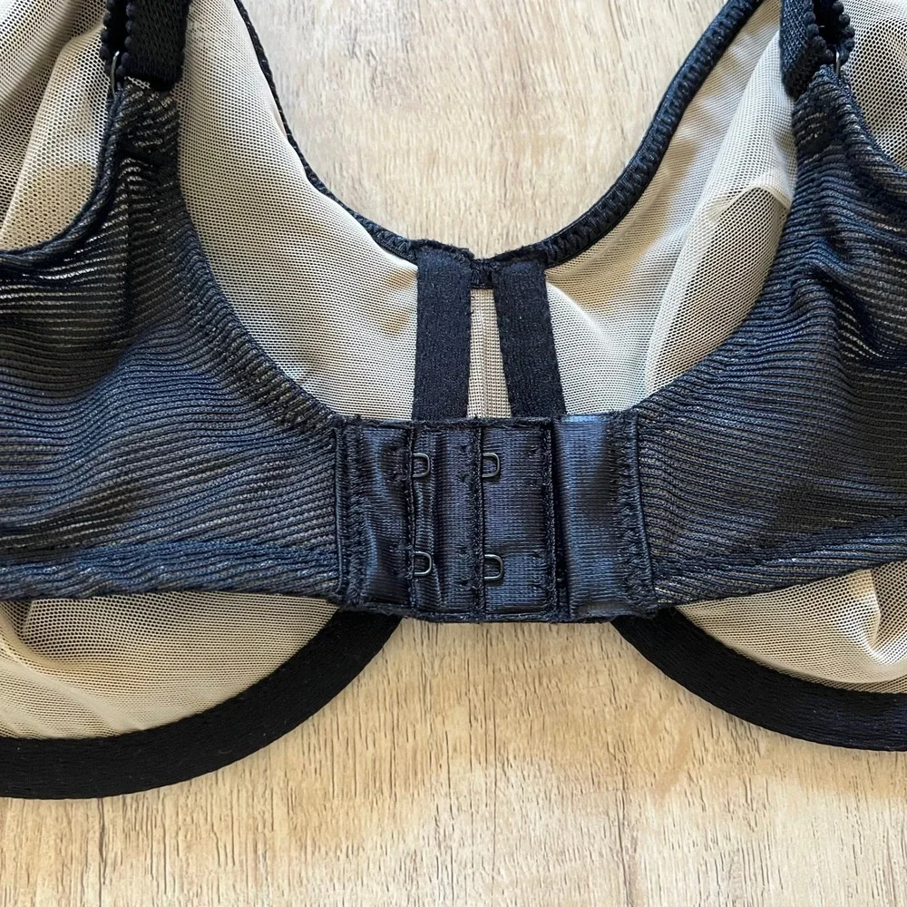 Wacoal Visual Effects Minimizer Bra 857210 Black Lace Underwire Mens 38C NEW